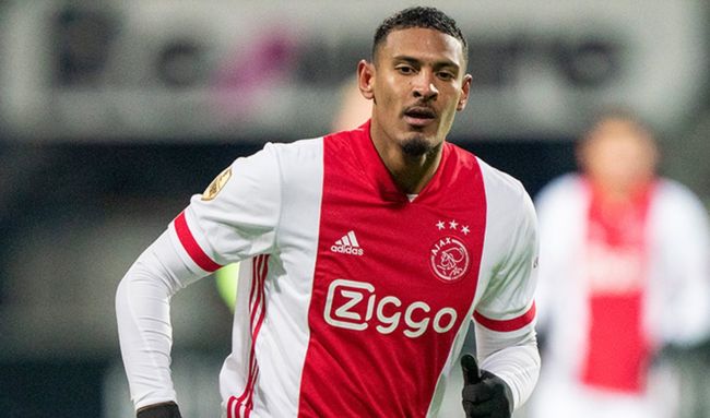 其余三场均 其余三场均