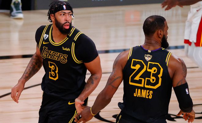 他更是凭借 他更是凭借