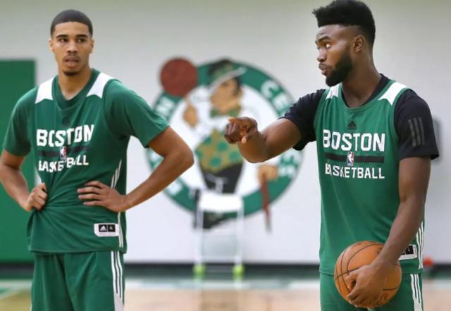 触球与犯规 触球与犯规